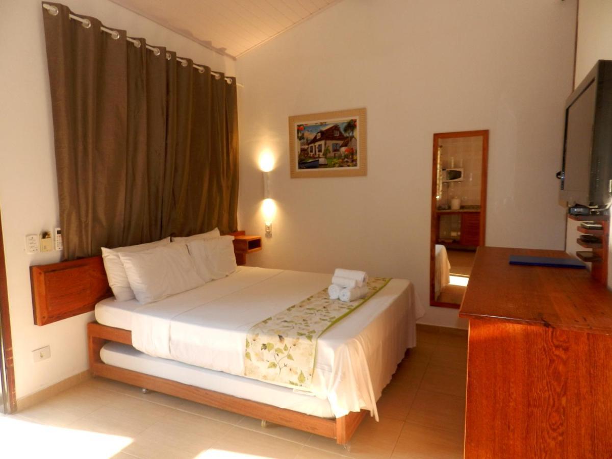 Hotel Bosques Do Massaguacu Карагуататуба Номер фото